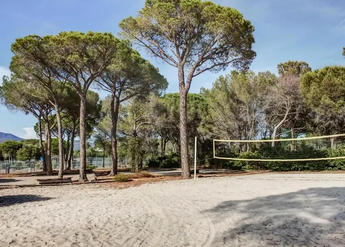 Apartment Saint-raphael Valescure - Maeva - Climatise 4 Personnes - Selection Mae-0081 Saint-Raphaël