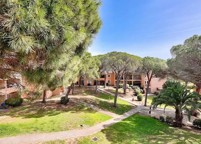 Apartment Saint-raphael Valescure - Maeva - Climatise 4 Personnes - Selection Mae-0081 Saint-Raphaël